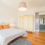 Rent 3 bedroom apartment of 90 m² in Lisboa