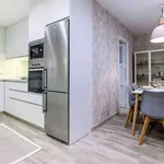 Rent 6 bedroom apartment of 360 m² in madrid