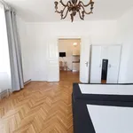 Pronajměte si 2 ložnic/e byt o rozloze 70 m² v Prague