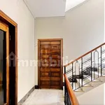 Rent 1 bedroom apartment of 35 m² in Milano