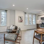 Appartement de 796 m² avec 2 chambre(s) en location à Vancouver