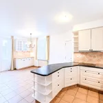 Maison de 380 m² avec 7 chambre(s) en location à Sint-Pieters-Woluwe