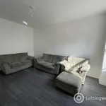 Rent 4 bedroom flat in Dundee