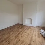 Rent 4 bedroom flat in Wakefield