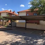 Rent 2 bedroom apartment of 74 m² in Pretoria