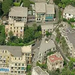 Rent 5 bedroom apartment of 90 m² in Genoa