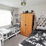 Rent 3 bedroom house in East Midlands