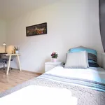 Miete 3 Schlafzimmer wohnung von 12 m² in Hürth