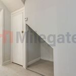 Rent 2 bedroom flat in East Of England