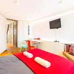 Appartement de 301 m² avec 1 chambre(s) en location à Paris