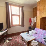 Rent 6 bedroom house in West Midlands