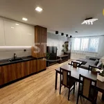 Pronajměte si 4 ložnic/e byt o rozloze 74 m² v Ostrava