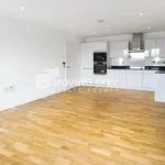 Rent 2 bedroom apartment in Poplar