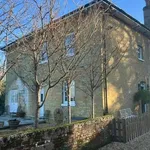 Rent 4 bedroom house in South East England