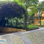 Rent 3 bedroom apartment of 90 m² in Milan