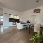 Rent 3 bedroom apartment of 95 m² in Como