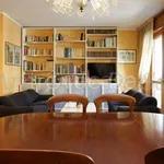 Rent 3 bedroom apartment of 106 m² in Torino