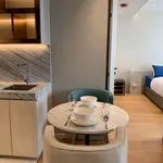 Rent 1 bedroom apartment of 44 m² in Bangkok