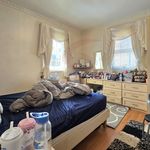 Rent 7 bedroom house in East Midlands