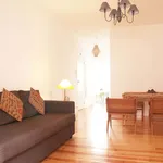 Rent 4 bedroom apartment of 50 m² in Lisboa