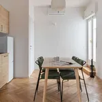 Rent 1 bedroom apartment of 33 m² in milan