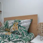 Rent a room in lisbon