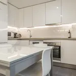 Rent 4 bedroom apartment of 1722 m² in Madrid