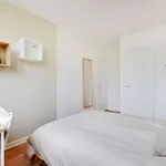 Rent a room in paris