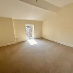 Rent 2 bedroom flat in High Peak