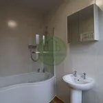 Rent 4 bedroom flat in Leeds