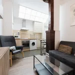 Rent 2 bedroom apartment of 40 m² in Madrid