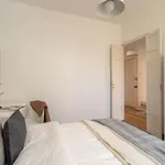 Rent a room of 95 m² in barcelona