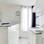 Appartement de 16 m² avec 3 chambre(s) en location à Paris 17