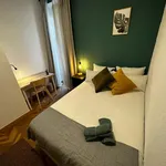 Rent a room of 160 m² in Madrid