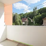 Pronajměte si 2 ložnic/e byt o rozloze 61 m² v Loket