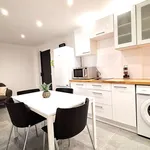 Appartement de 60 m² avec 4 chambre(s) en location à Marseille