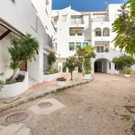 Alquilo 2 dormitorio apartamento de 70 m² en Cadiz']