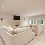 Rent 5 bedroom house in North West England