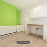 Rent 3 bedroom house in East Midlands