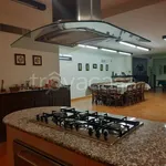 Rent 6 bedroom house of 500 m² in Anzio