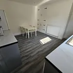 Rent 4 bedroom house in Leeds