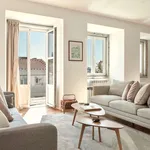 Rent 3 bedroom apartment of 160 m² in Lisbon