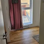 Rent a room in Montreal