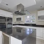 Rent 5 bedroom house in Nottingham