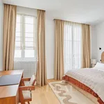 Appartement de 96 m² avec 3 chambre(s) en location à Paris