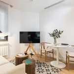 Rent 2 bedroom apartment of 40 m² in Madrid