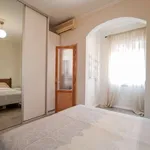 Rent 1 bedroom apartment of 60 m² in barcelona