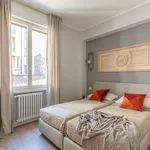 Rent 3 bedroom apartment of 100 m² in Florence