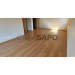 Rent 1 bedroom apartment of 175 m² in Porto