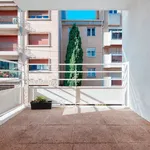 Appartement de 690 m² avec 2 chambre(s) en location à Marseille